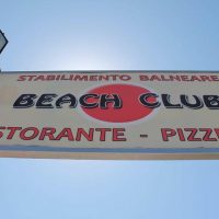 beach club insegna